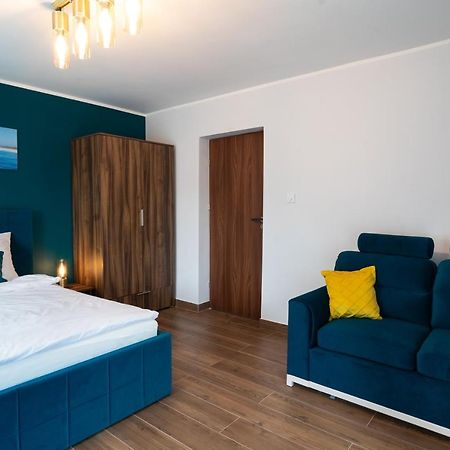 Apartament Zielony Przyladek Brwinow Exteriör bild