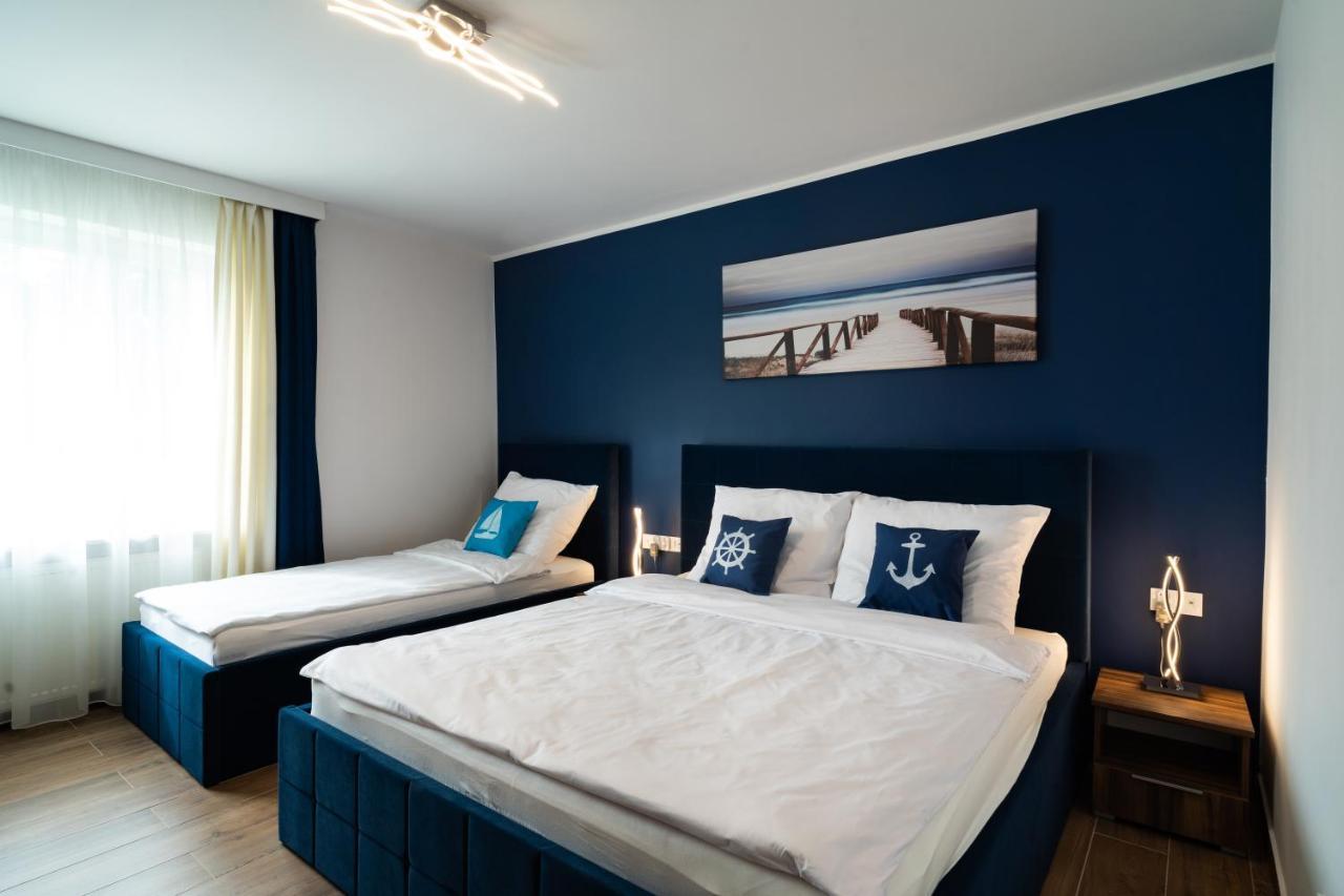 Apartament Zielony Przyladek Brwinow Exteriör bild